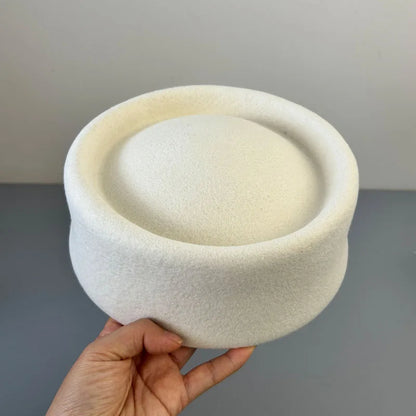 Chapeau Fedora en feutre à calotte rigide vintage pour femmes, 100% laine, béret plat, chapeau de mariage, fascinateur, chapeau de cocktail classique, chapeau pillbox