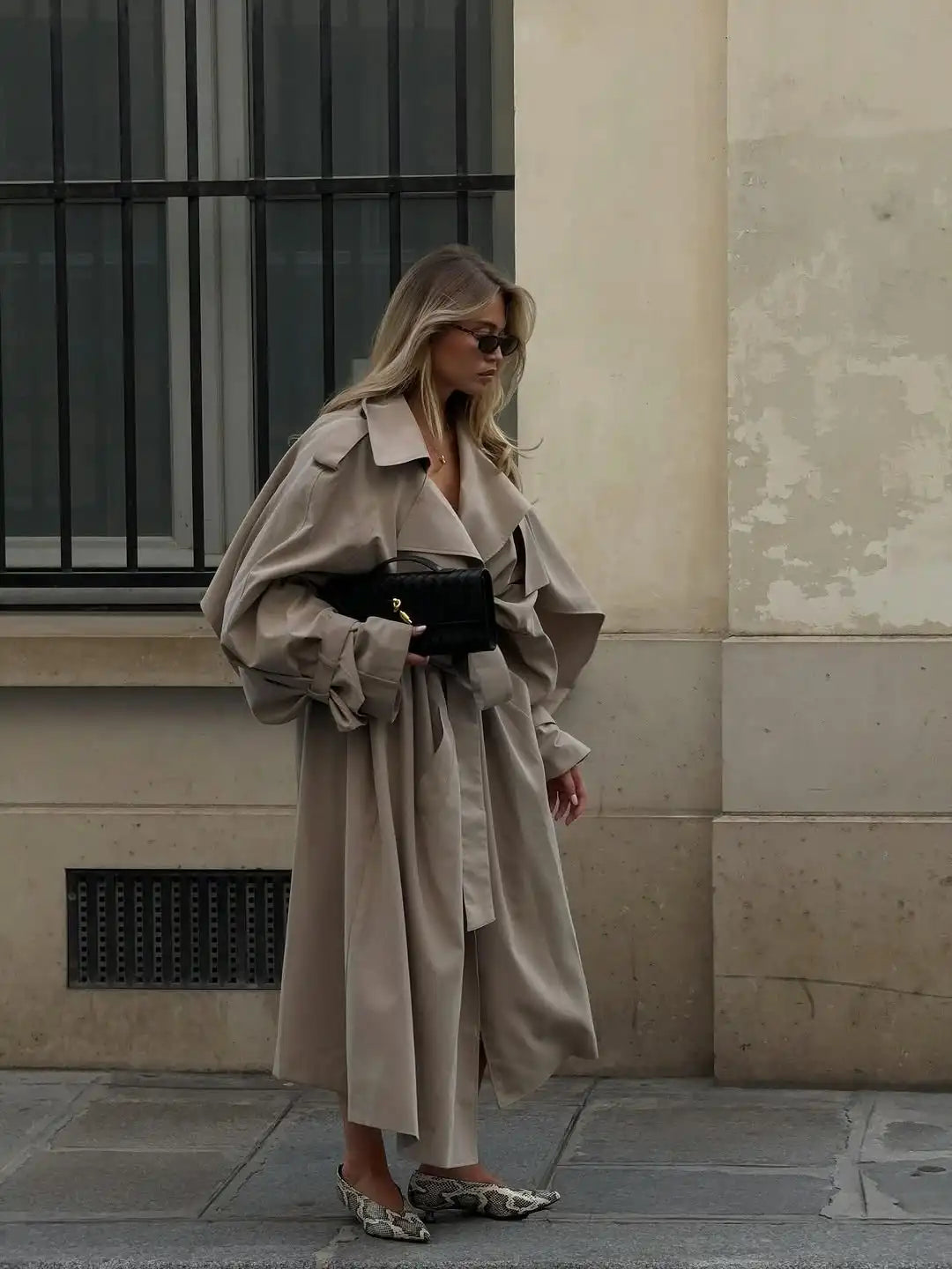Trench long femme à simple boutonnage, coupe ample et taille haute