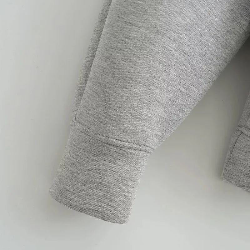 Veste à capuche femme zippée, coupe ample et poches