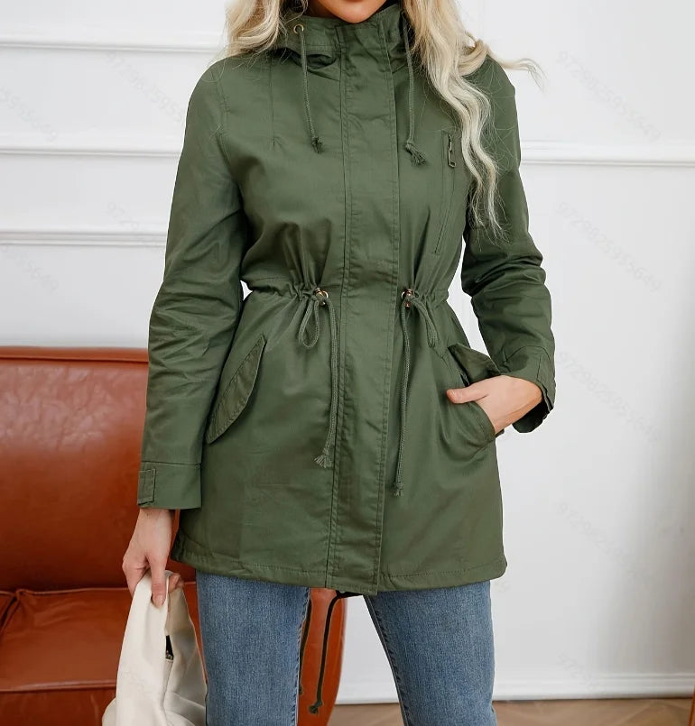 Parka à capuche femme, taille à cordon, poches et tissu coupe-vent