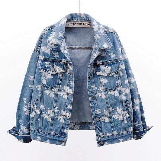 Veste en jean bleue pour femme, motif floral blanc, col en pointe et poches boutonnées