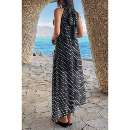 Robe longue en tulle noire à pois, encolure licou sans manches