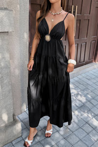 Robe maxi noire dos ouvert sans manches, taille haute, jupe longue à volants