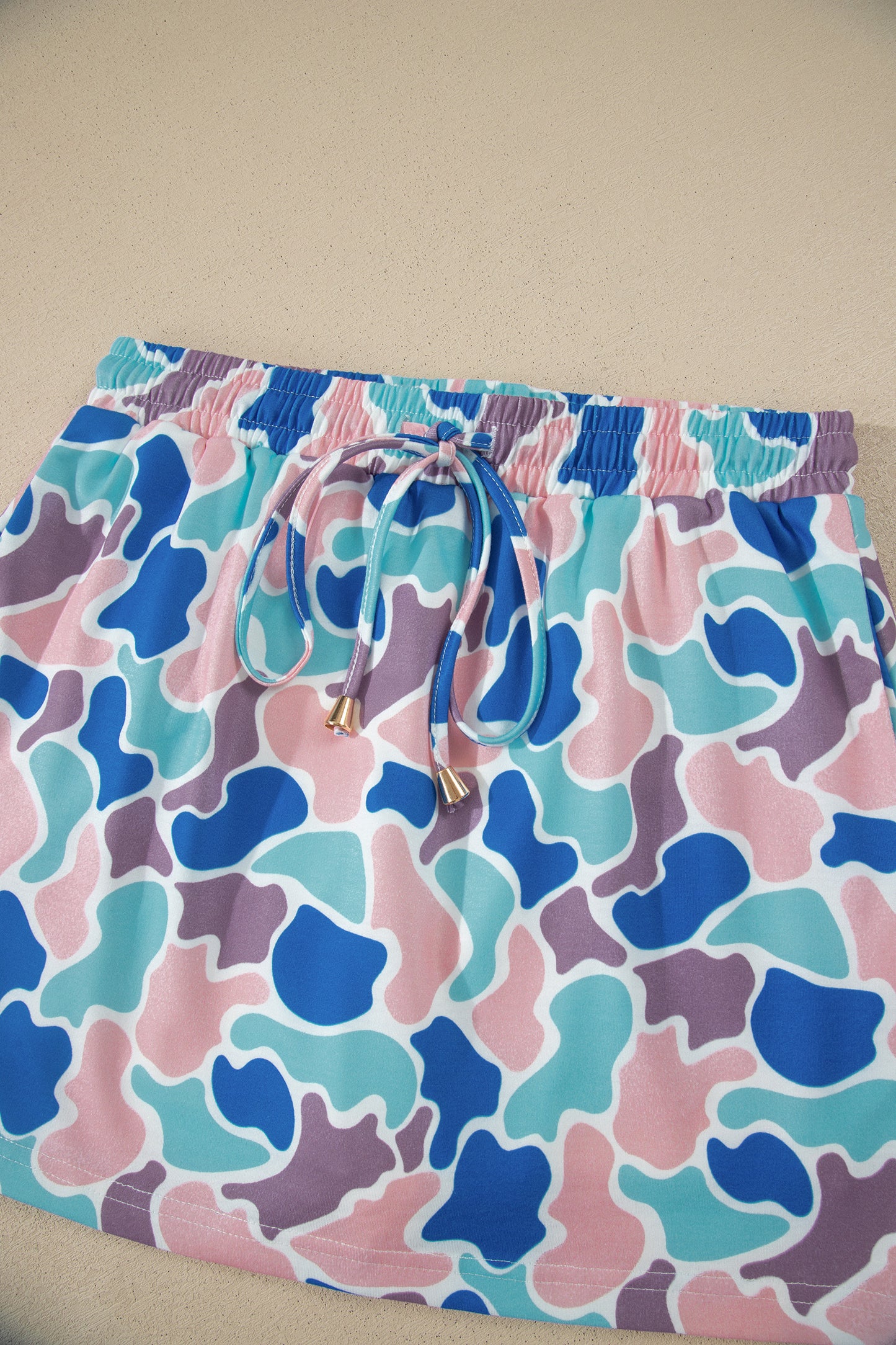Jupe femme tendance Incontournable avec taille élastique et imprimé camouflage
