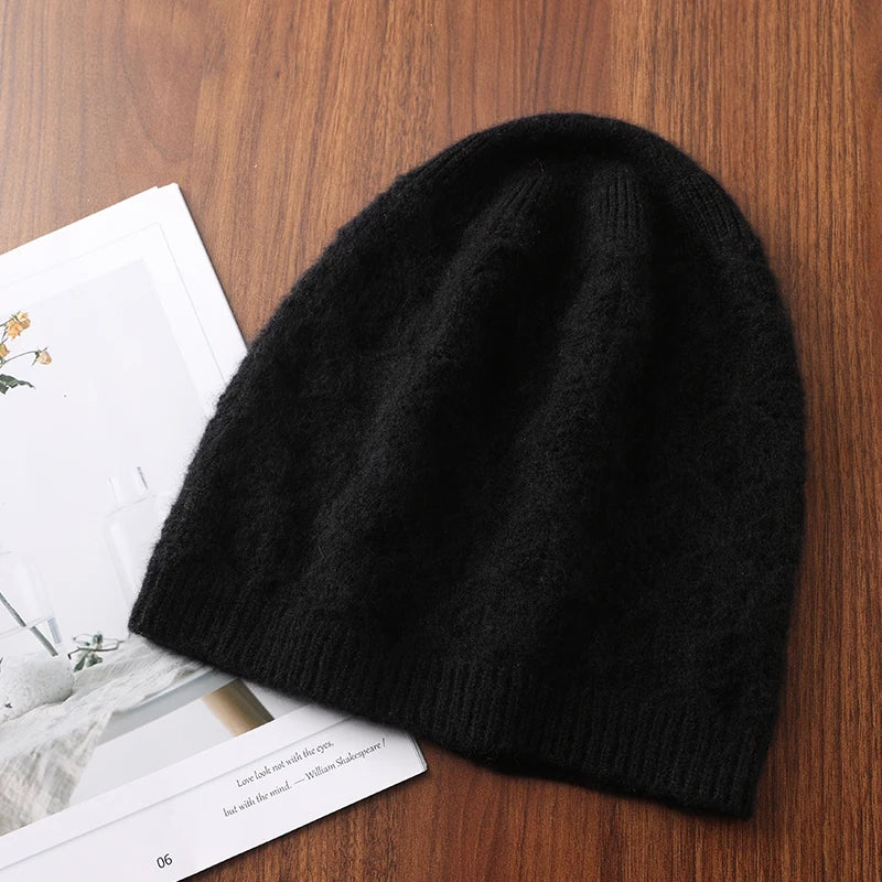 Bonnet femme en pure laine ajouré avec fleur au crochet – vue 12