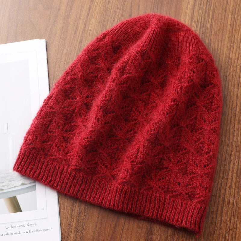 Bonnet femme en pure laine ajouré avec fleur au crochet – vue 9