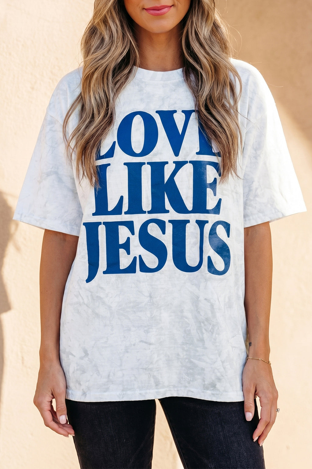 T-shirt gris clair imprimé bleu « LOVE LIKE JESUS » devant, col rond