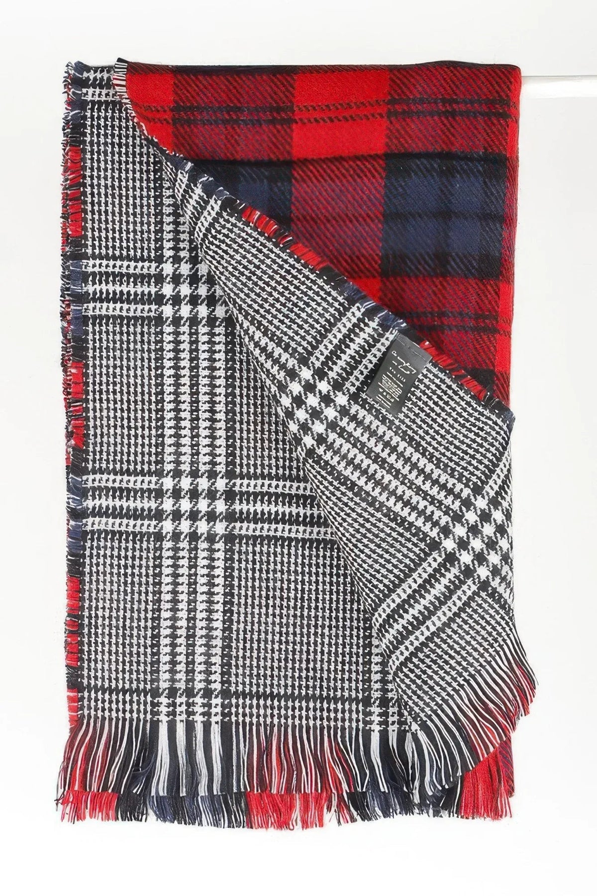 Écharpe à carreaux rouge et noir avec franges, revers pied-de-poule en diagonale