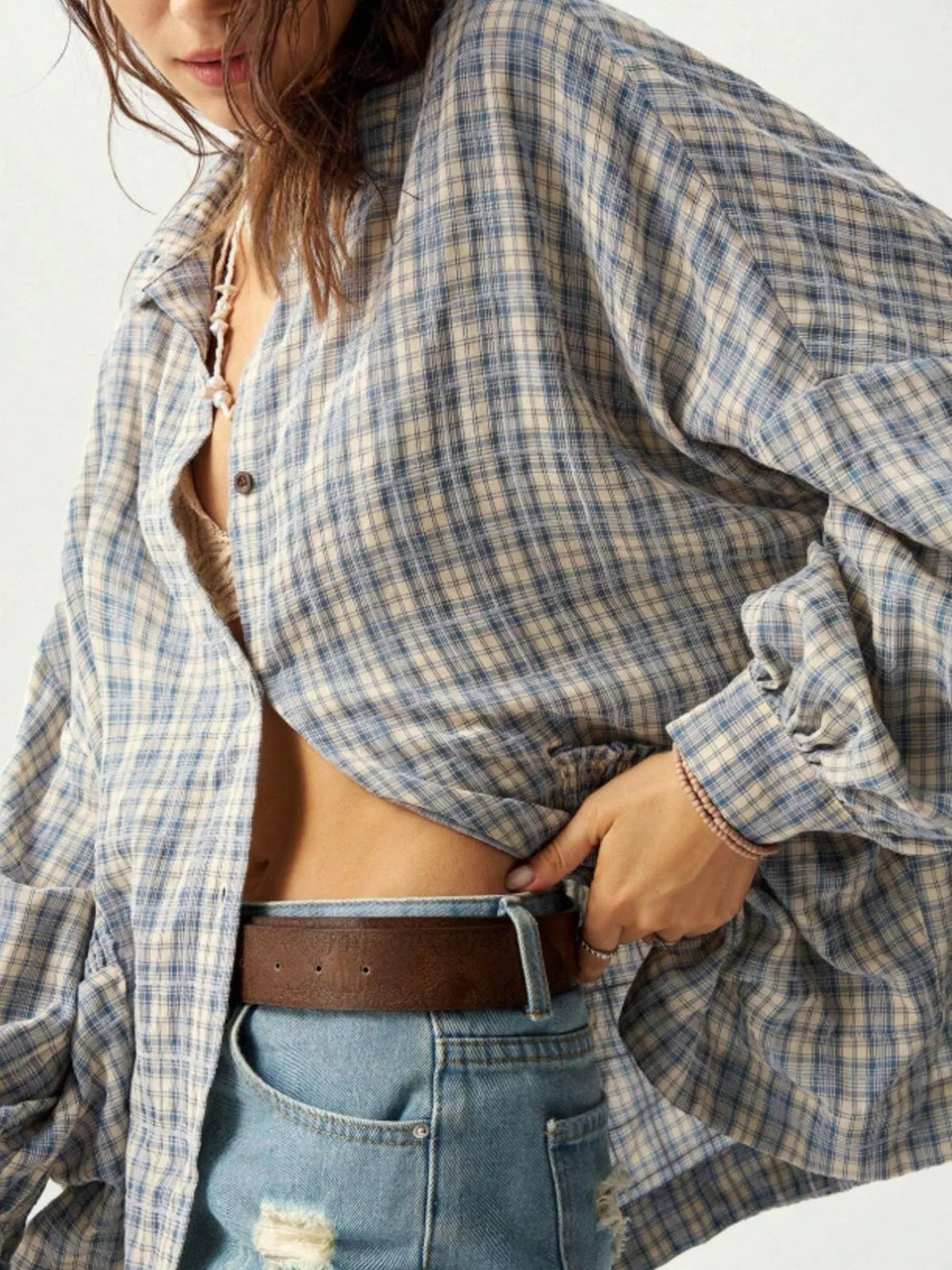 Chemise à carreaux ample boutonnée pour femme – vue 4