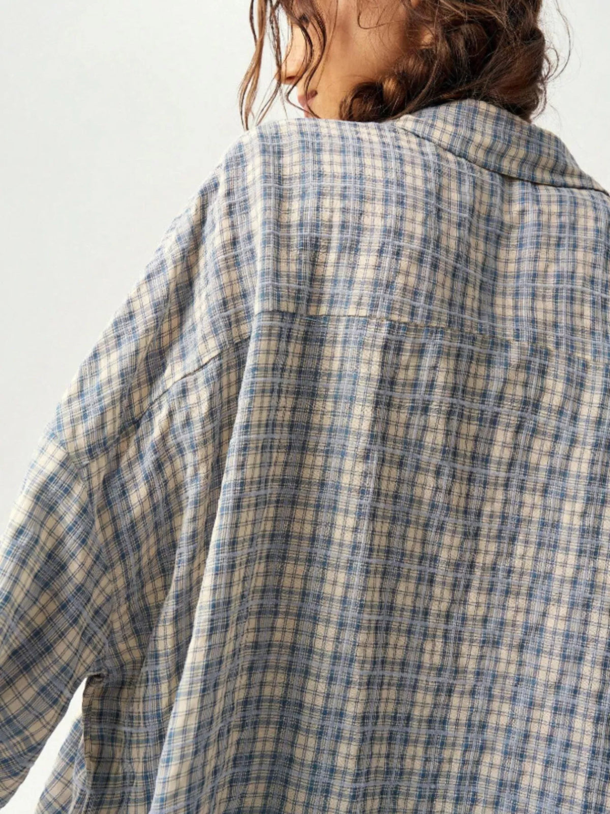 Chemise à carreaux ample boutonnée pour femme – vue 5
