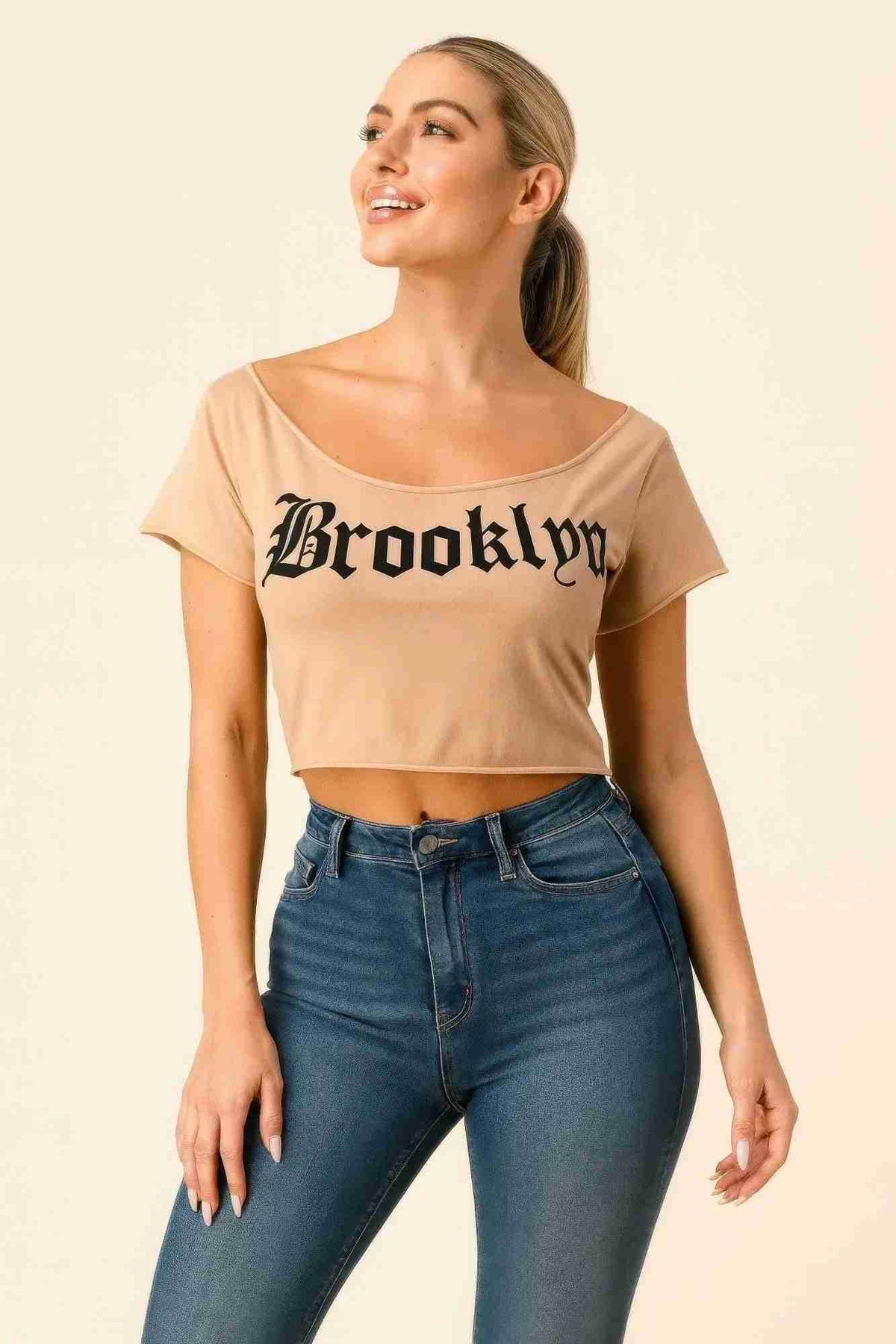 Crop top épaules dénudées kaki, encolure carrée, imprimé Brooklyn en coton stretch