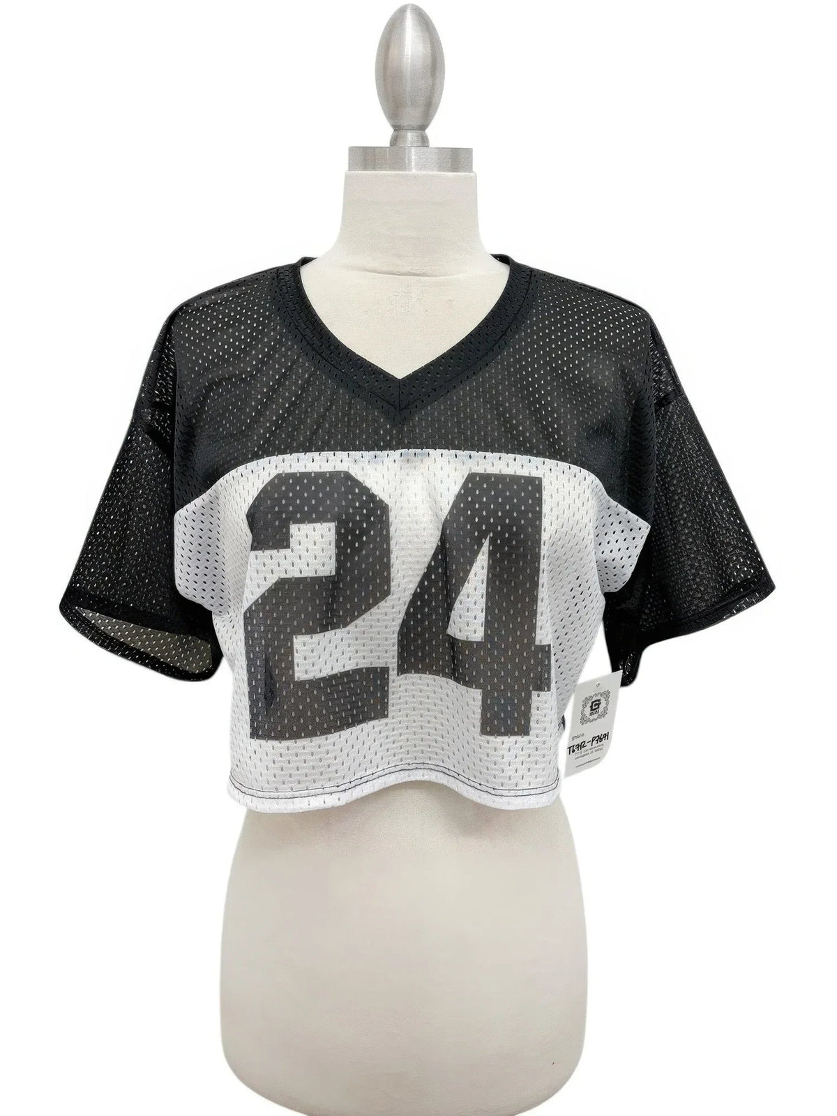 Haut court en jersey mesh noir, encolure V, manches courtes, numéro 24 blanc sur l’avant