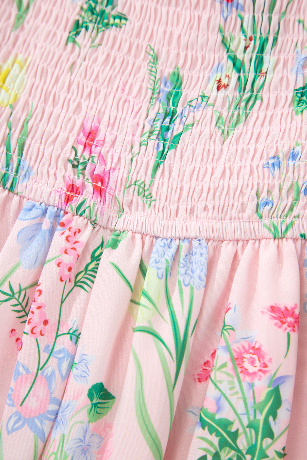 Robe midi imprimé floral, détail taille froncée élastique rose, bretelles fines bleues