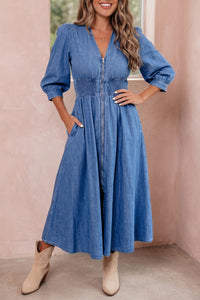 Robe Midi en Jean Bleu Col V Zipée à Taille Smockée