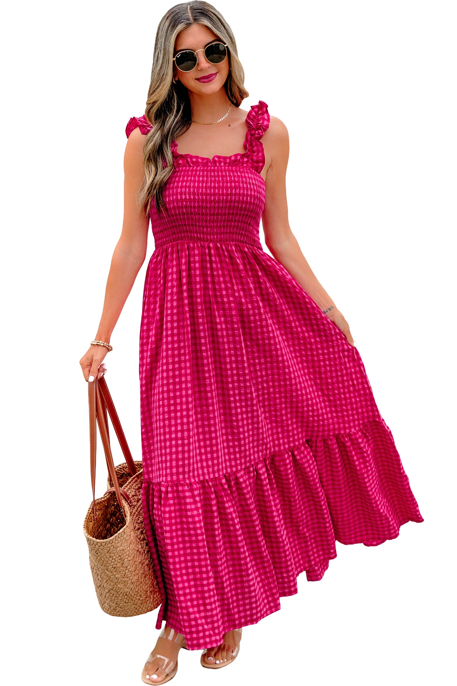 Robe longue à carreaux rose vif, vue de face, volants en bas, buste smocké
