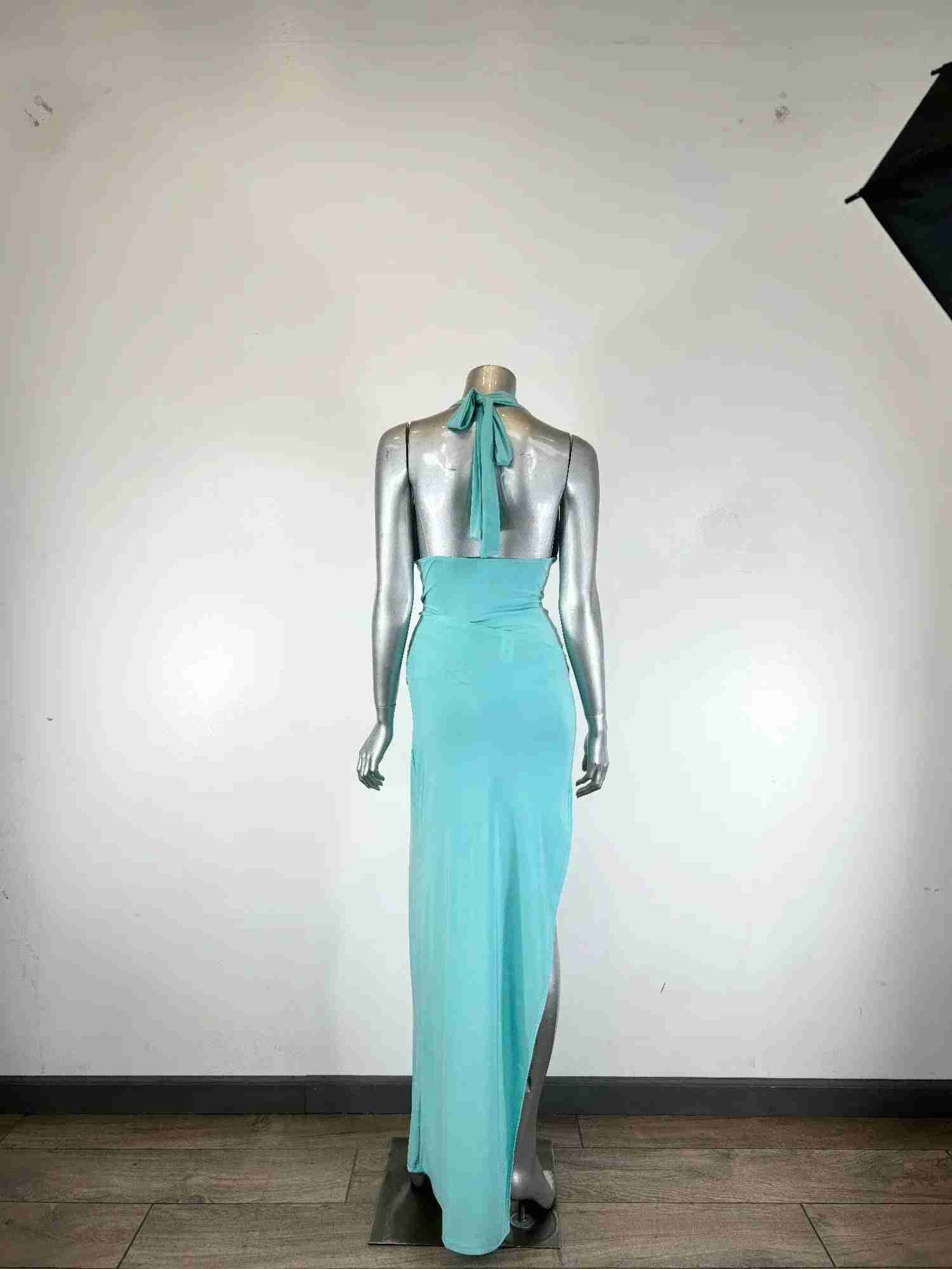 Ensemble Body Jupe Longue Aqua Col Licou – Fraîcheur Chic by CODIGO