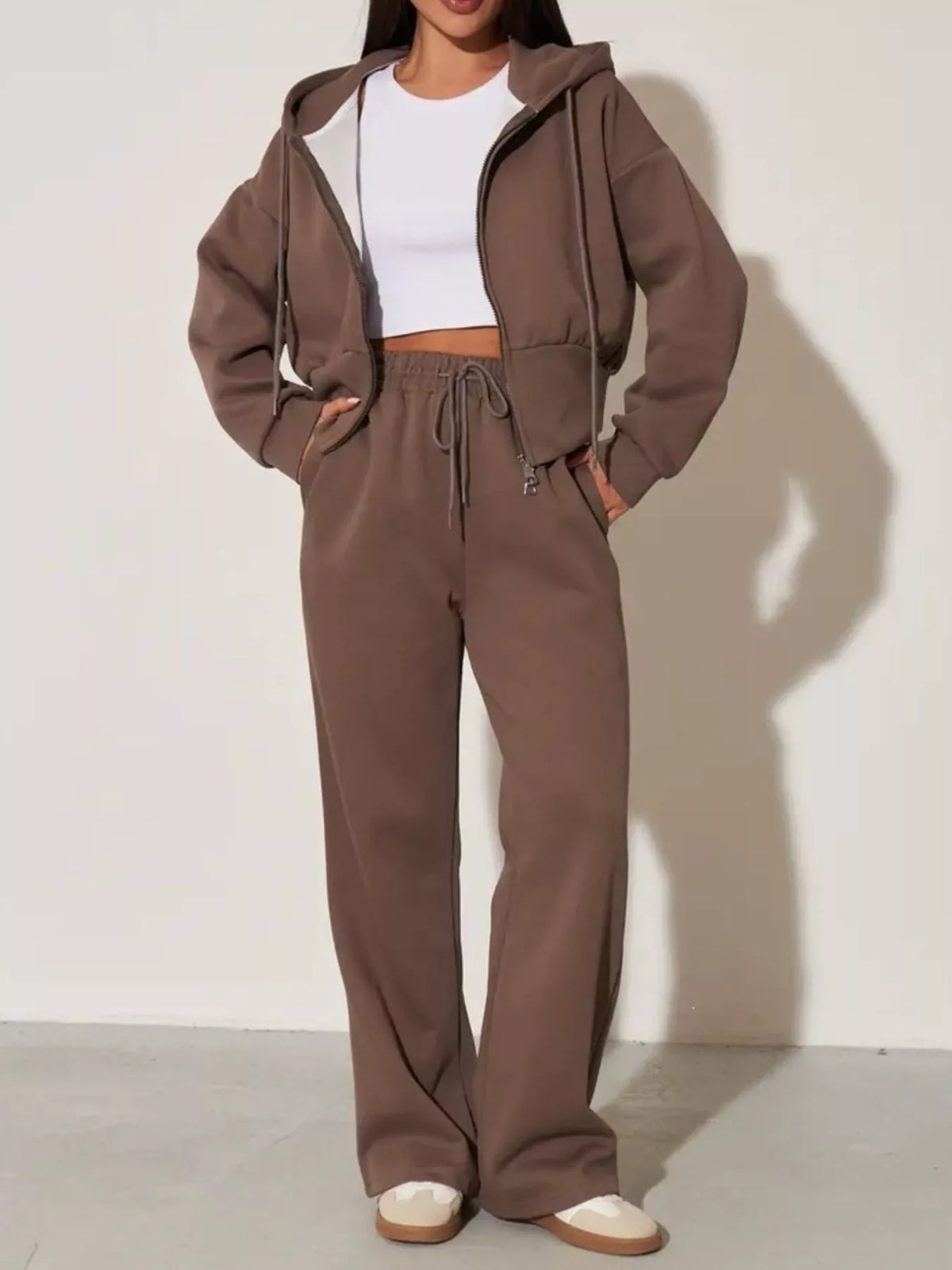 Ensemble femme sweat zippé à capuche et pantalon large – vue 12