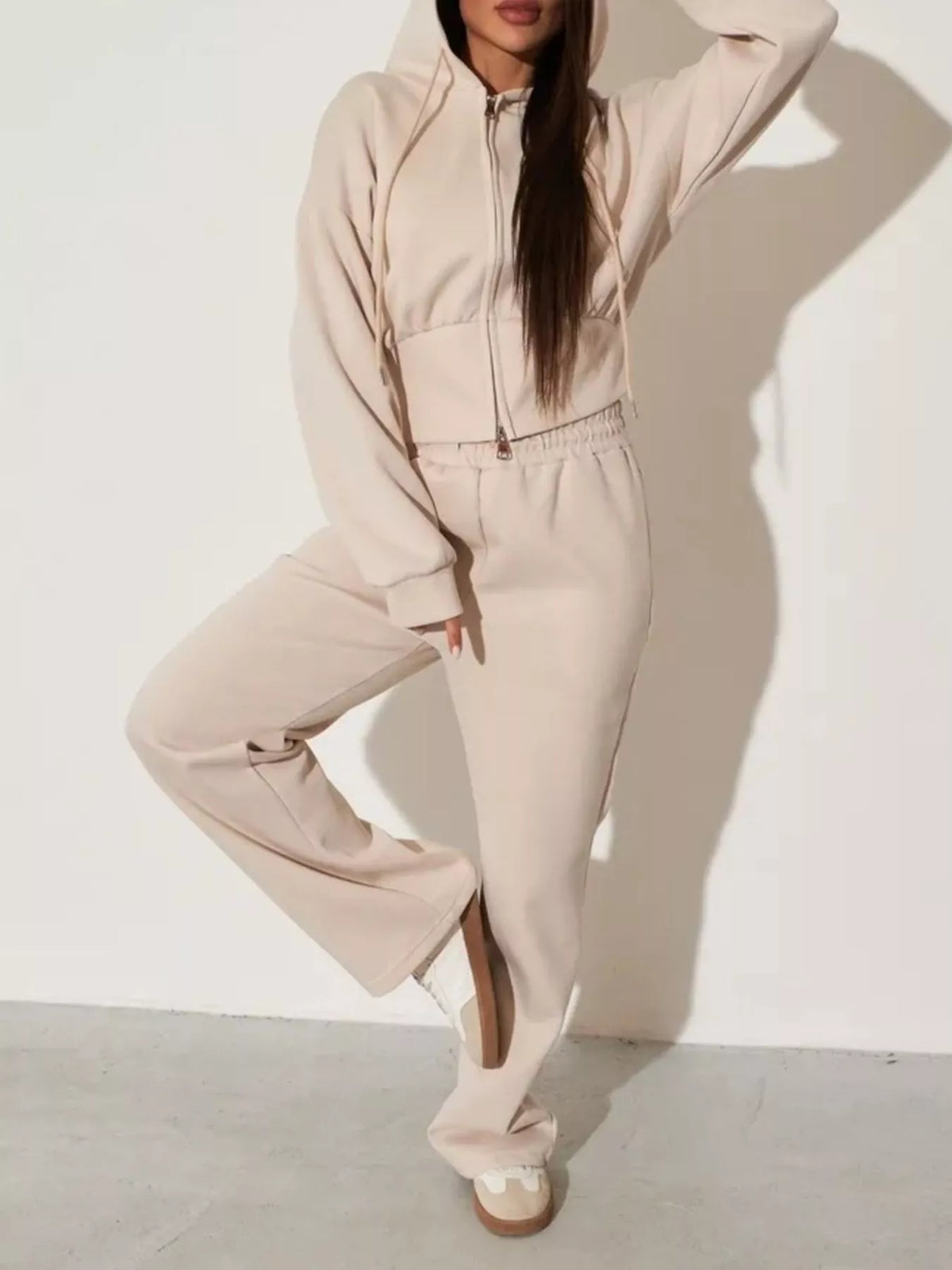 Ensemble femme sweat zippé à capuche et pantalon large – vue 3