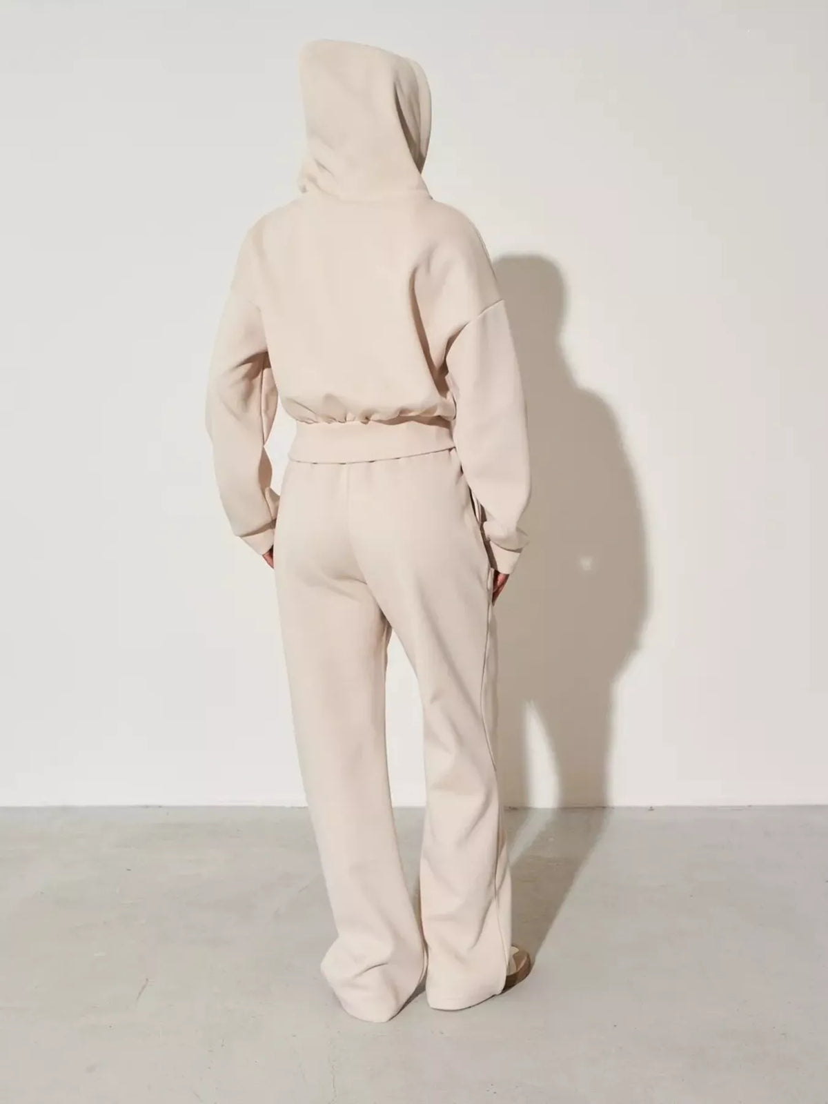 Ensemble femme sweat zippé à capuche et pantalon large – vue 8