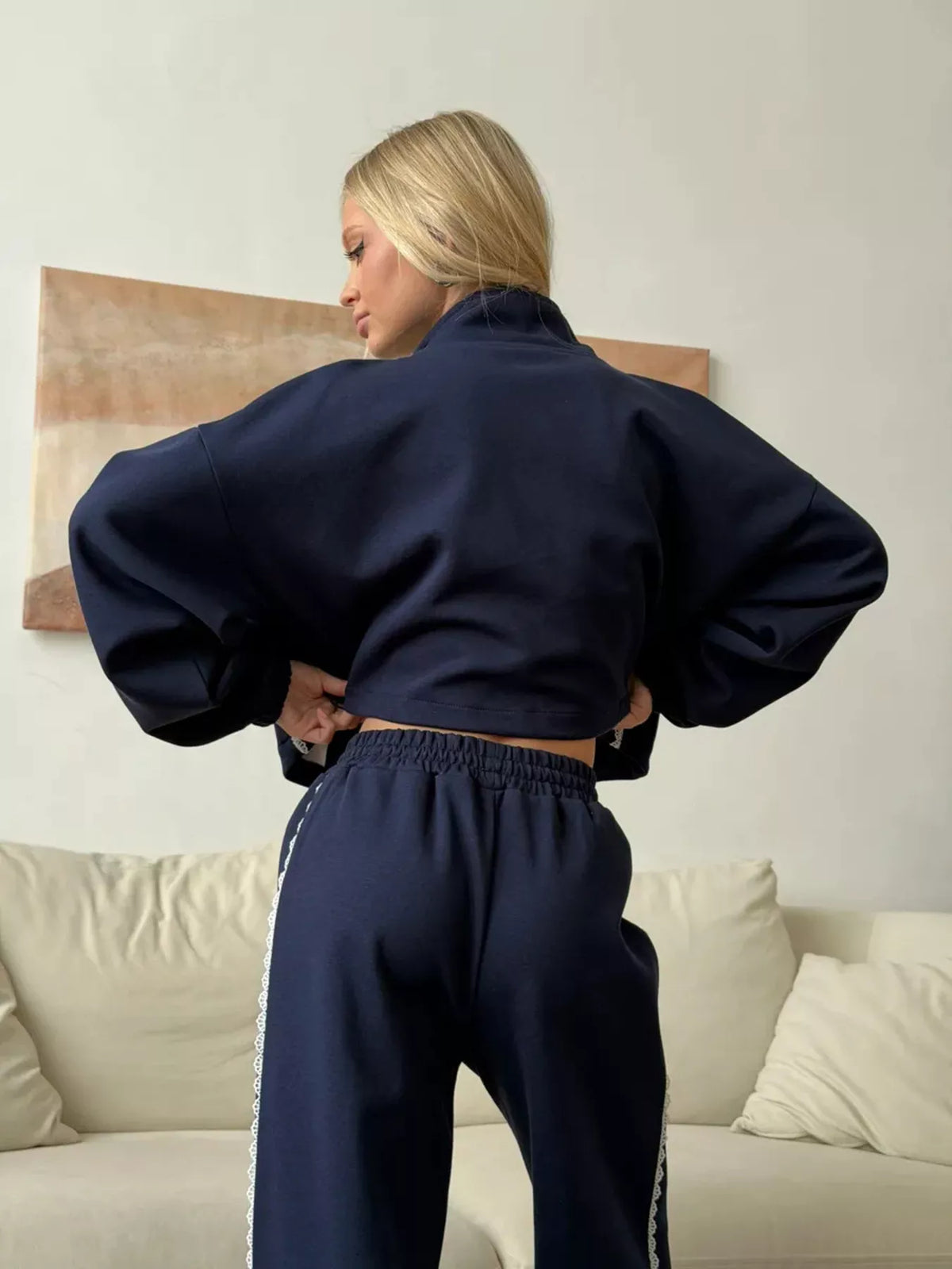 Ensemble femme veste zippée à dentelle et pantalon large – vue 13