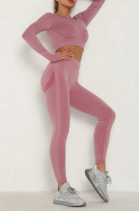 Ensemble haut court et leggings sans coutures, berry, bras levés