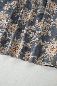 Robe bleu-gris à motif floral beige, tissu texturé