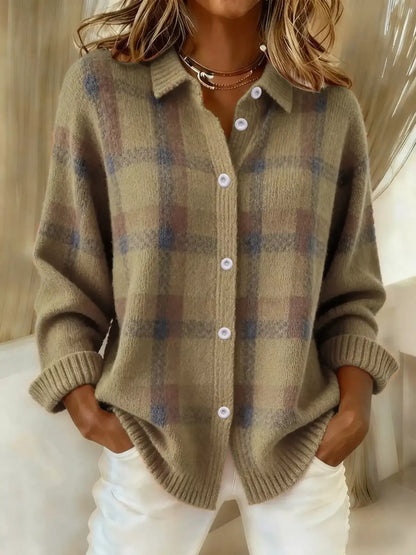 Gilet femme à carreaux boutonné en maille – vue 8