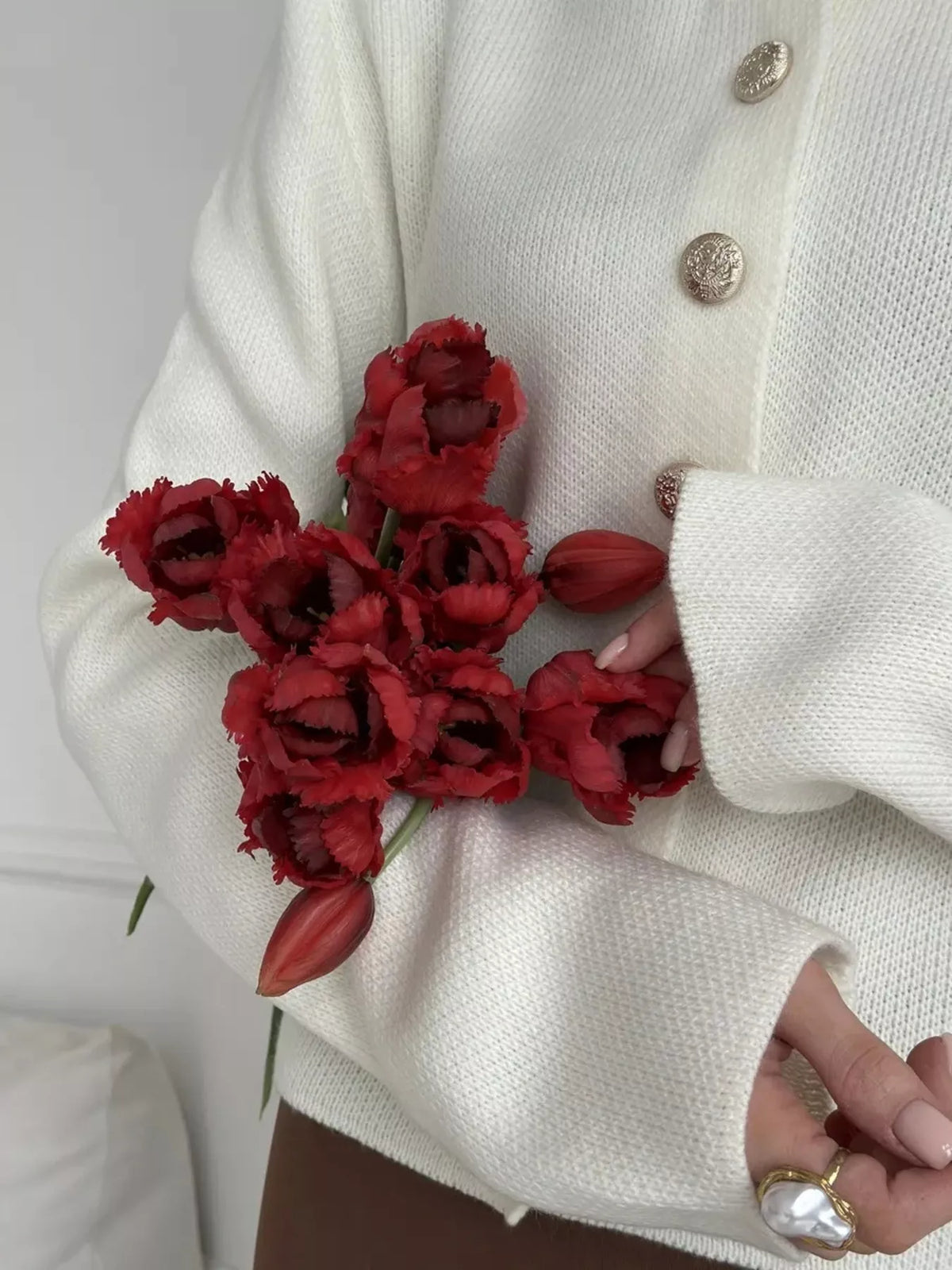 Gilet femme court à col rond et boutons – vue 12