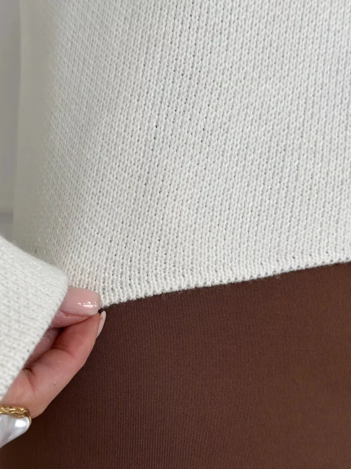Gilet femme court à col rond et boutons – vue 15