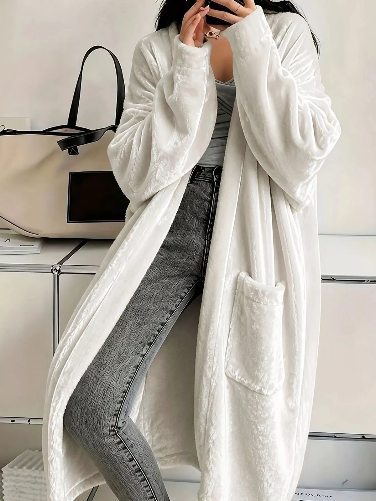 Gilet long en velours ouvert sur le devant pour femme – vue 16