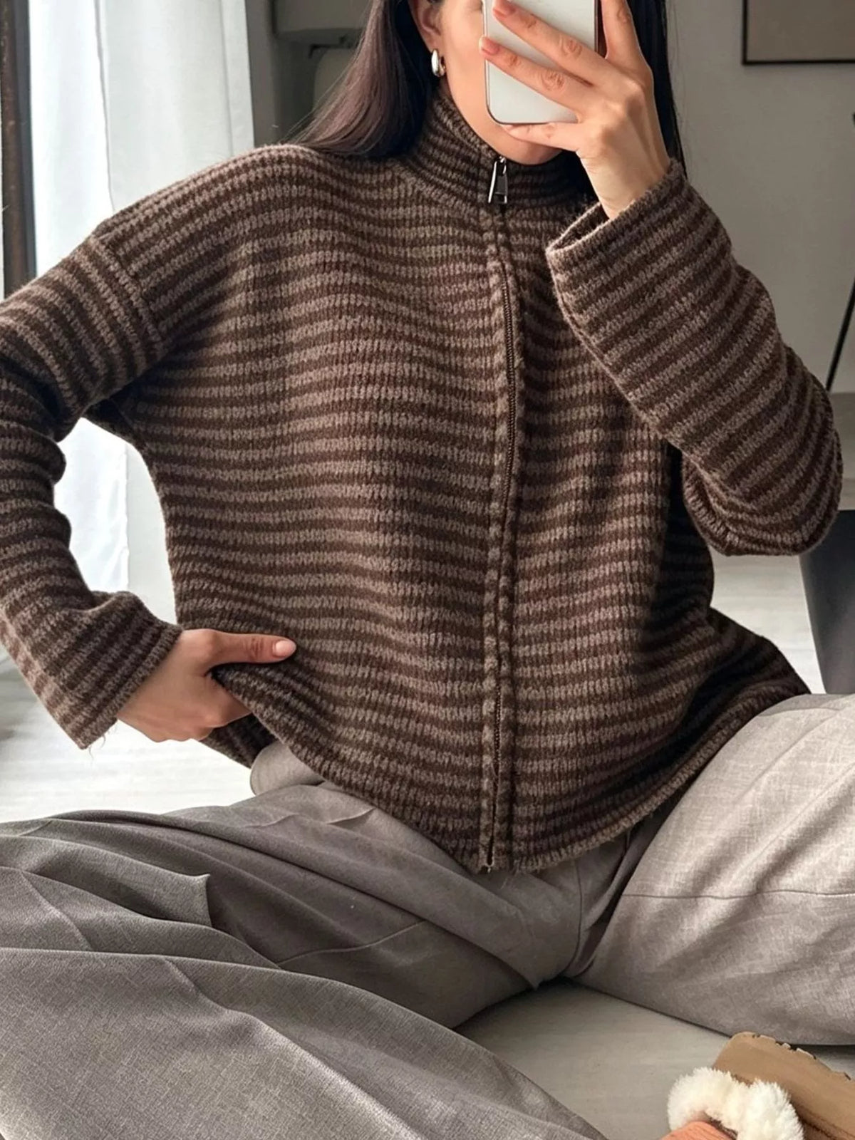 Gilet zippé femme rayé en maille – vue 11