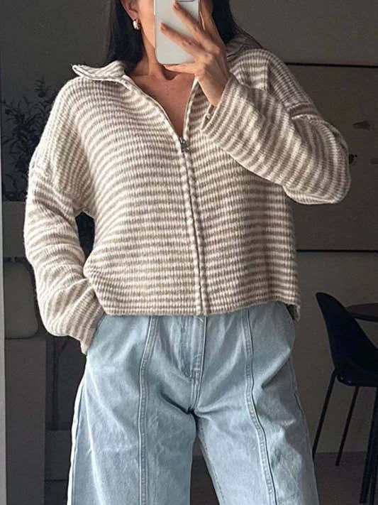 Gilet zippé femme rayé en maille – vue 2