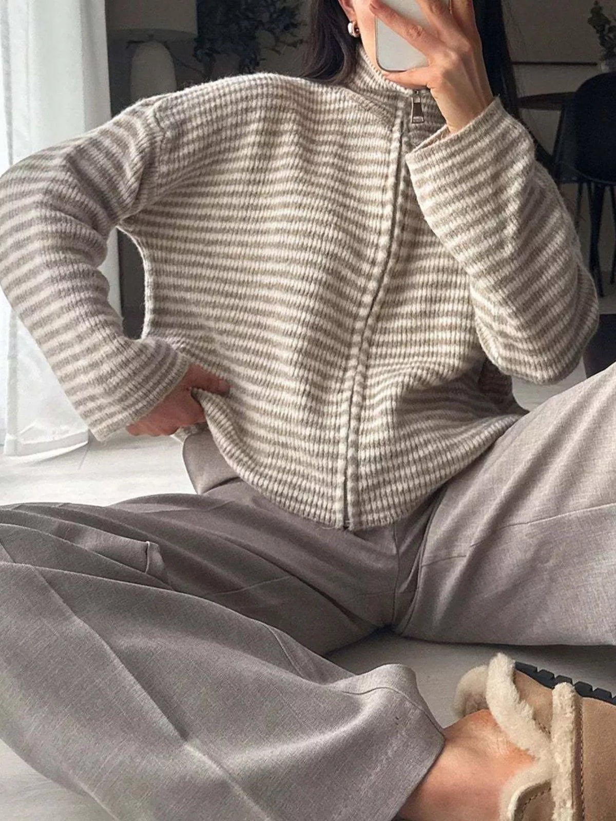Gilet zippé femme rayé en maille – vue 4