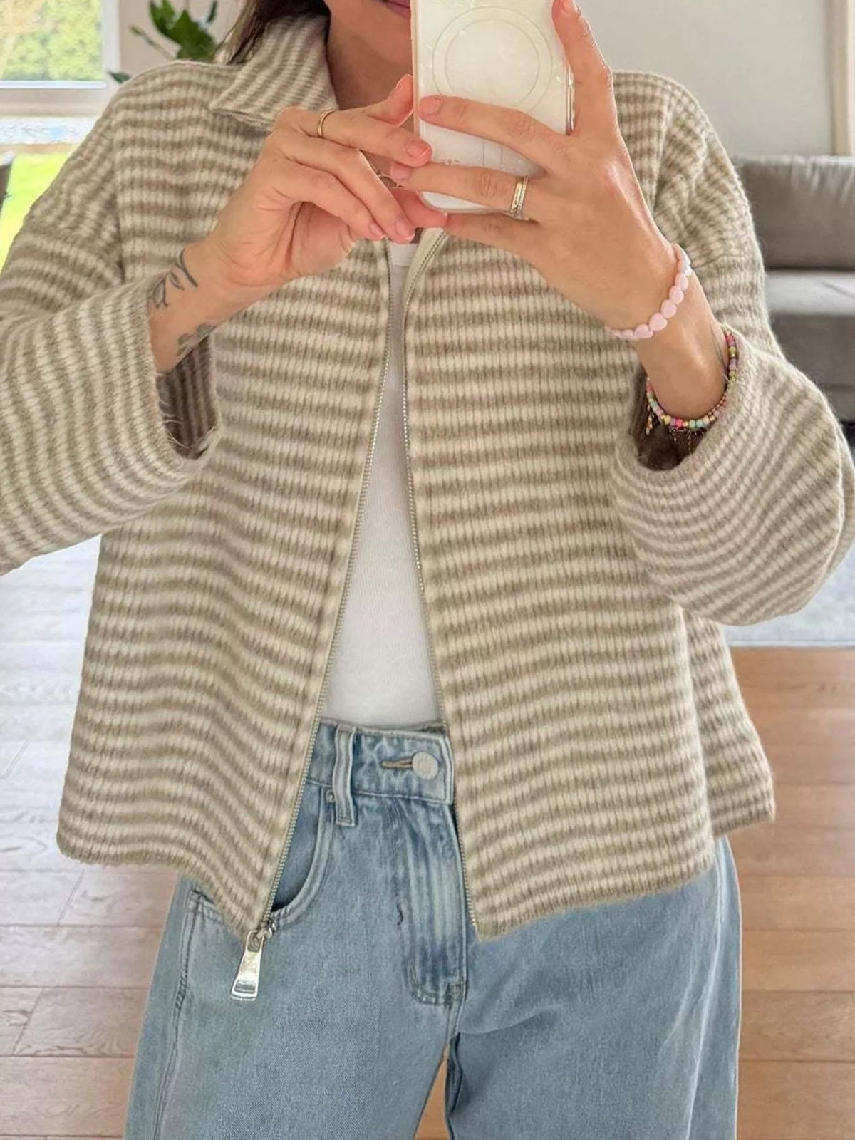 Gilet zippé femme rayé en maille – vue 5