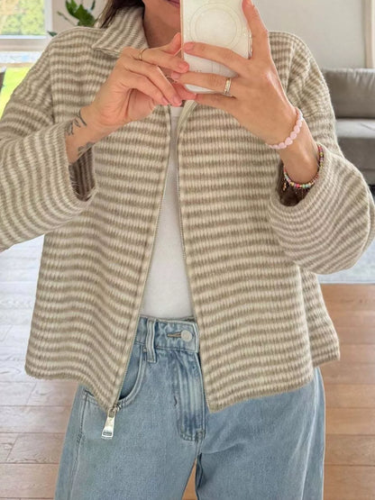 Gilet zippé femme rayé en maille – vue 5