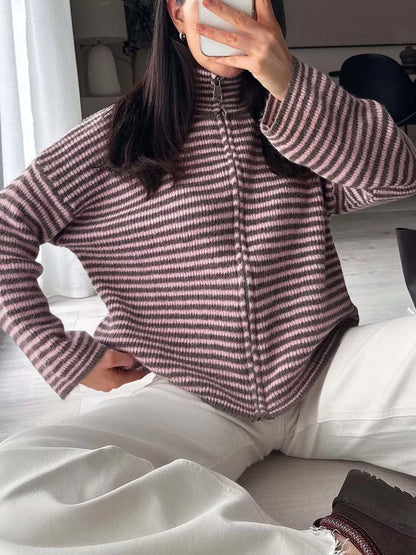 Gilet zippé femme rayé en maille – vue 6