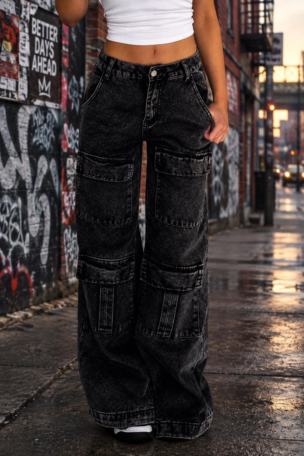 Jean cargo femme taille haute à jambes larges, poches plaquées – vue 10