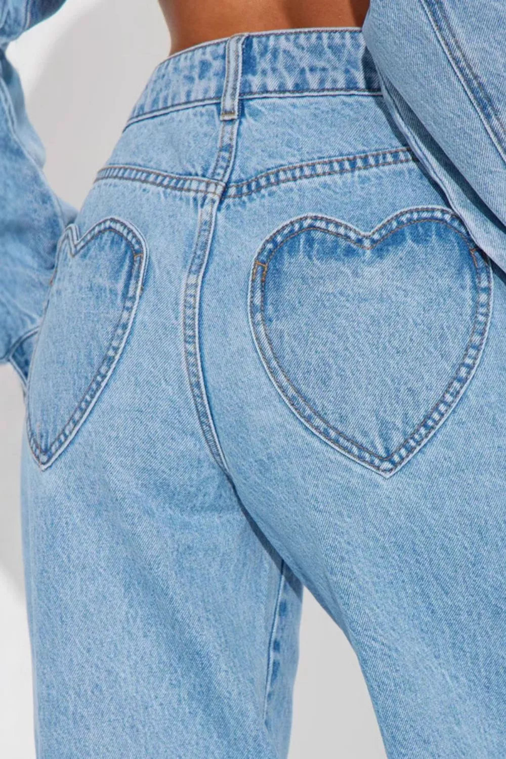 Jean femme taille haute à jambes larges en bleu clair – vue 3