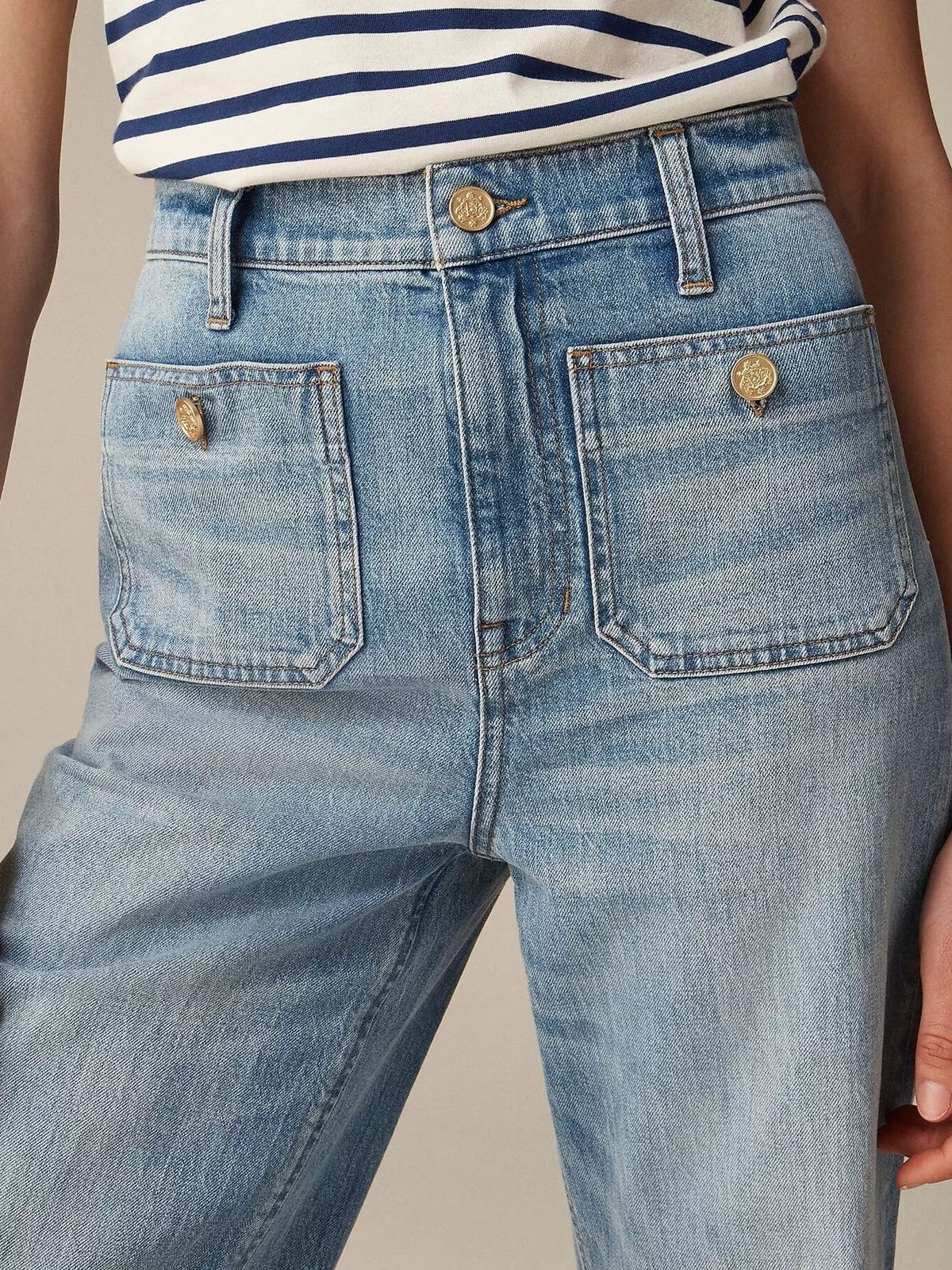 Jean femme taille haute avec poches, zip et boutons – vue 5
