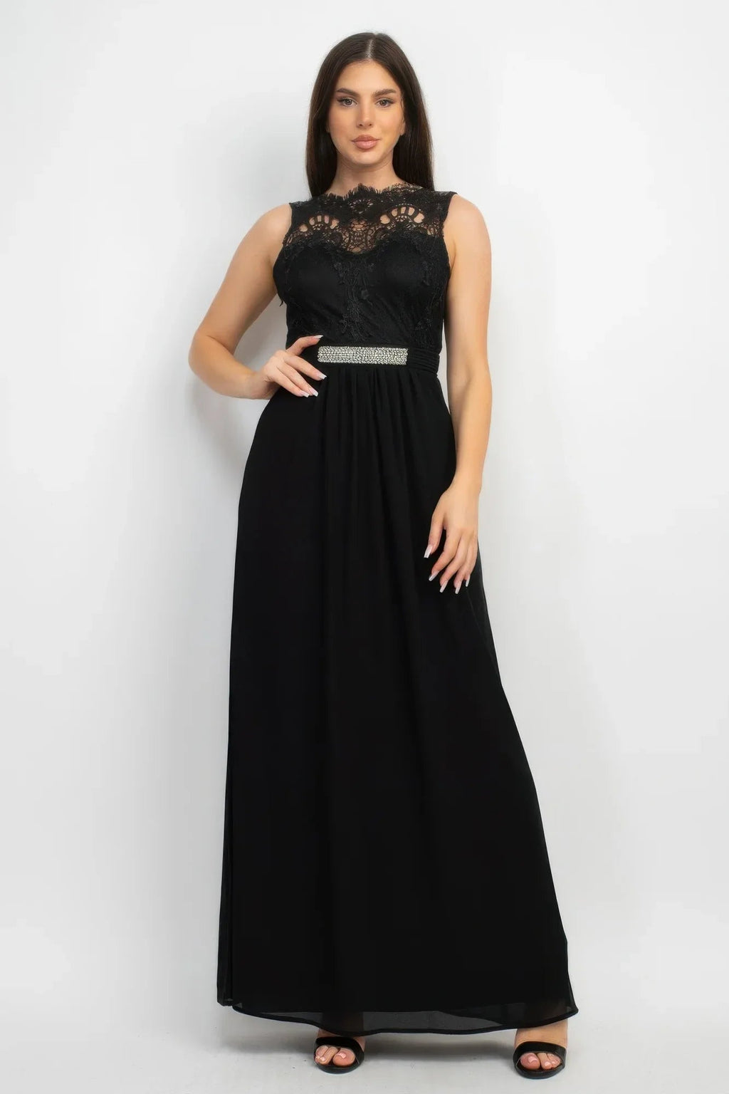 Robe maxi noire sans manches en dentelle, ceinture bijou à paillettes