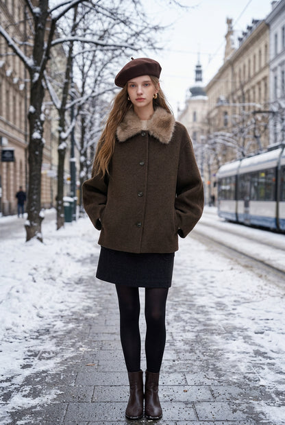 Manteau court en laine à col en fourrure amovible pour femme – vue 1