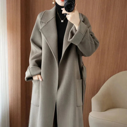 Manteau long femme en laine double face avec ceinture – vue 12