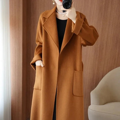 Manteau long femme en laine double face avec ceinture – vue 13