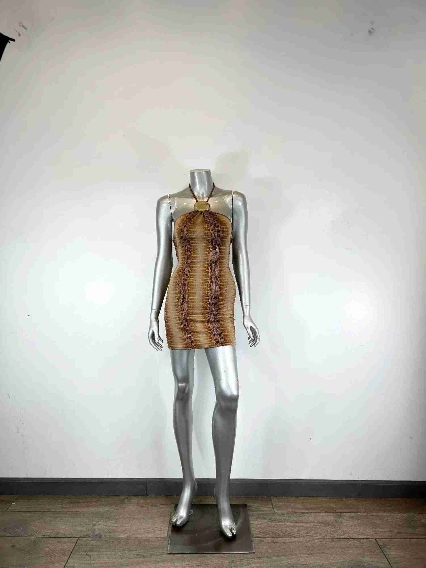 Mini Robe Python Col Montant – Élégance Audacieuse Soirée Oléna-Fashion