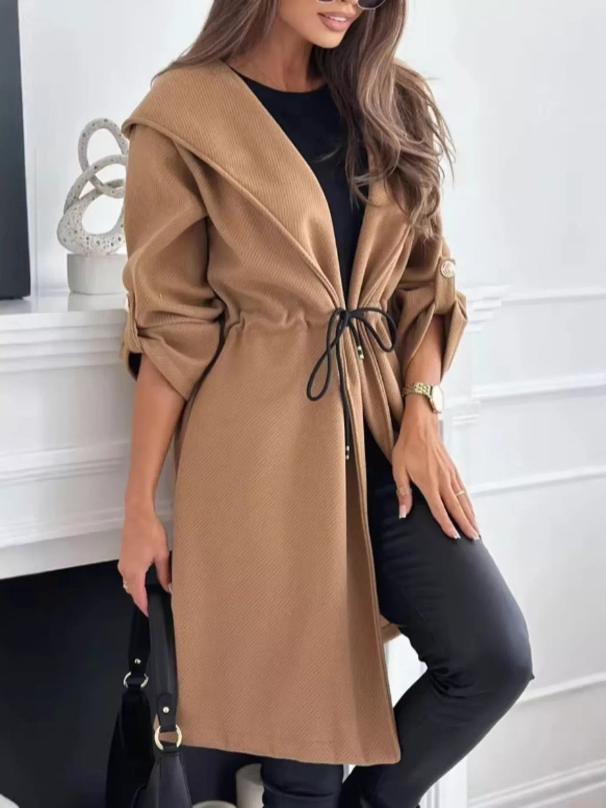 Parka longue à capuche et taille à cordon pour femme – vue 1