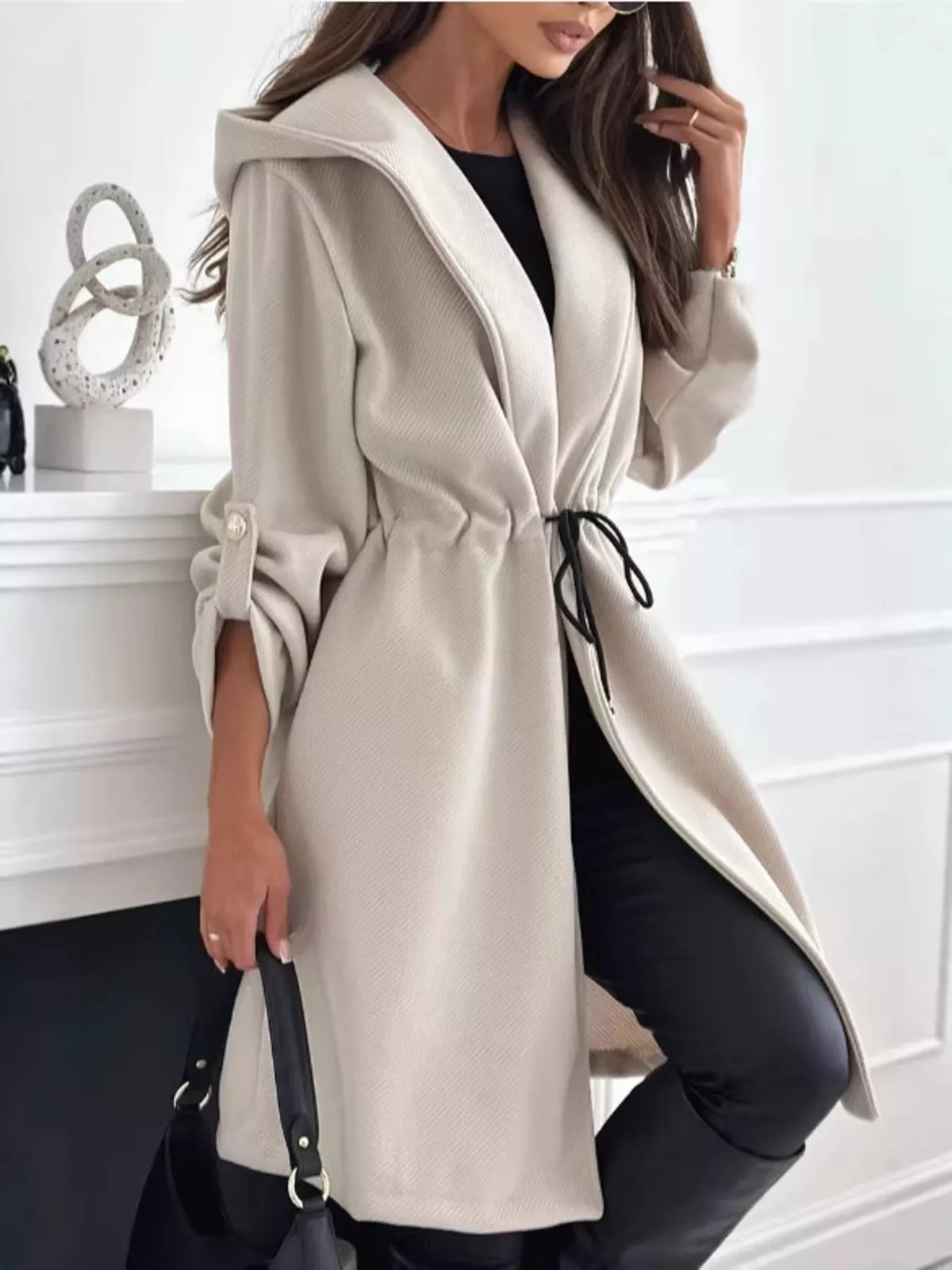 Parka longue à capuche et taille à cordon pour femme – vue 3