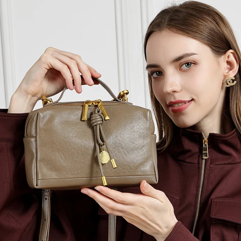 Petit sac carré en cuir de vachette à bandoulière pour femme – vue 2