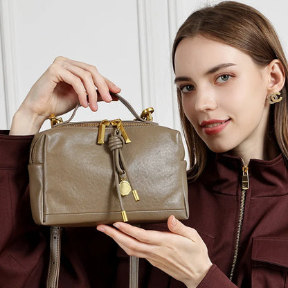 Petit sac carré en cuir de vachette à bandoulière pour femme – vue 2