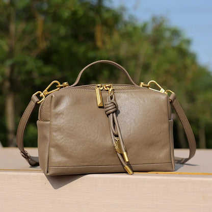Petit sac carré en cuir de vachette à bandoulière pour femme – vue 4