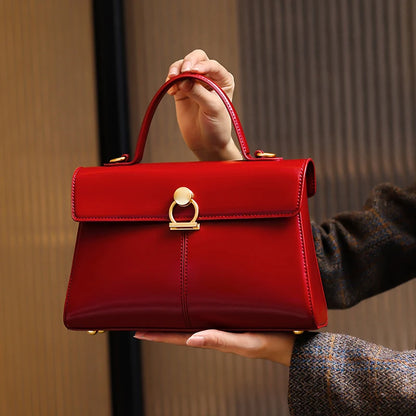 Petit sac carré rouge rigide pour femme – vue 7